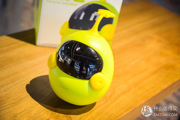 可情感对话支持远程查看宝宝动态的布丁迷你豆智能机器人了解下