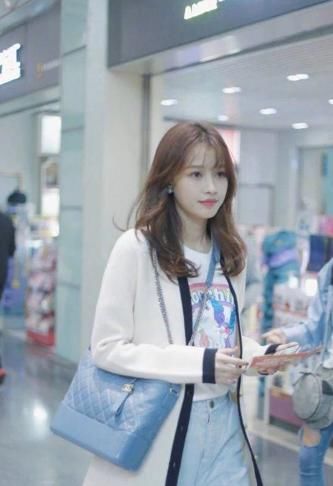 撞脸姐妹花李沁孙怡怎么突然不像了？网友：生没生过孩子一眼看出