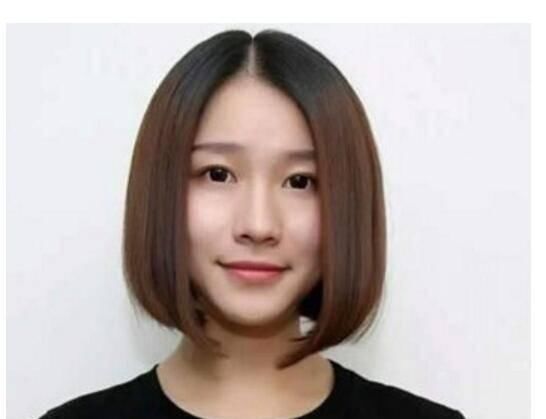  『适合』15款圆脸女生适合的短发发型，减龄瘦脸，提升气质