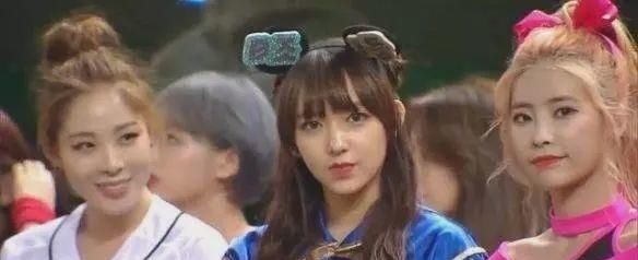 『网民』她在韩国被网民骂“腿粗”,却因空手翻和春丽造型而走红大火