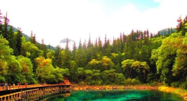 十月份，除了稻城亚丁之外，川西还有哪些好玩的地方？