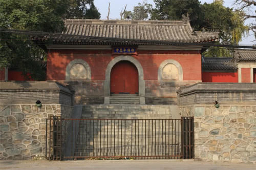 中国最神秘的寺庙,位于北京繁华区,却常年锁门从不对外开放!