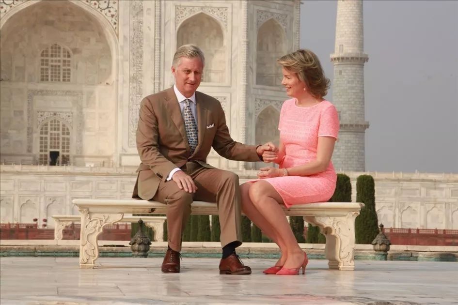 见多了平民王后，低调的比利时王后才是天生贵族!