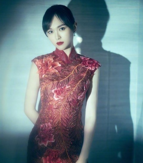  「心中」娱乐圈中的各位女星穿旗袍装扮，谁才是你心中的最美旗袍美人呢？