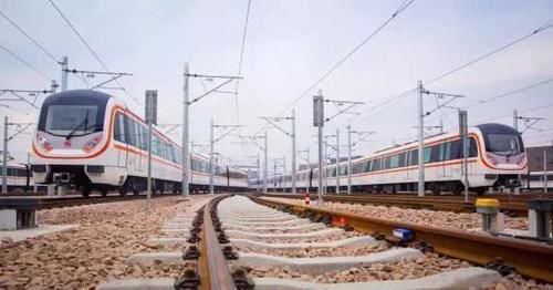  「在路上」地级市开通地铁最多的省份：四个已经“发货”，还有