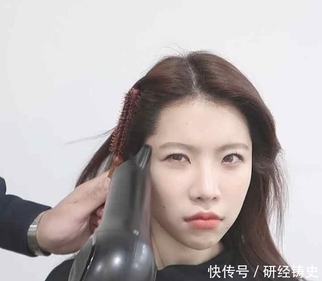 大妈■卷发太土像大妈?推荐给你4种减龄妙招,让你美到没朋友