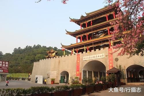 景区花“重金”悬赏下联,4年无人对出,奖金由5000元涨到70万