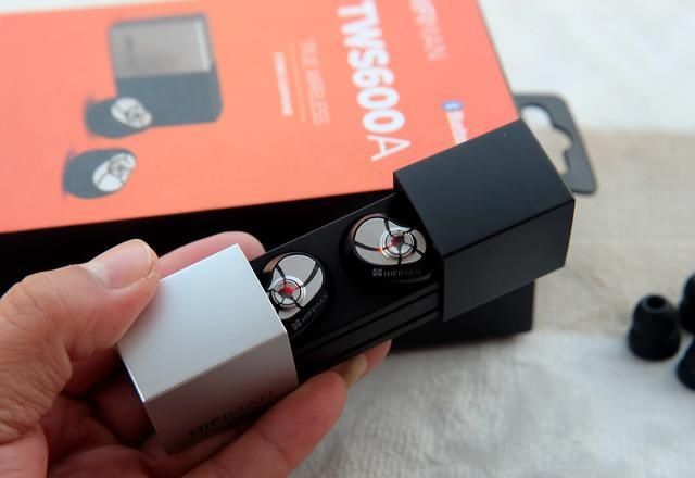  『绝配』蓝牙好声音 手游的耳机绝配 体验分享HIFIMAN TWS600A