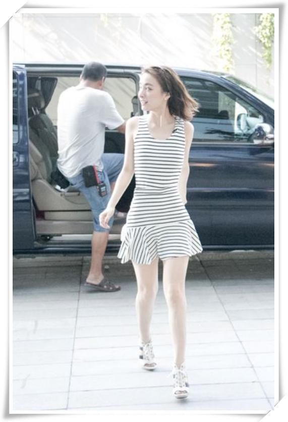 吴昕终于穿对了！一身职业装气质炸裂，可看到她的挎包我笑了！