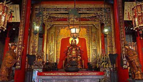 中国最委屈二线城市：GDP近万亿地铁却被邻城控制，还可能被合并