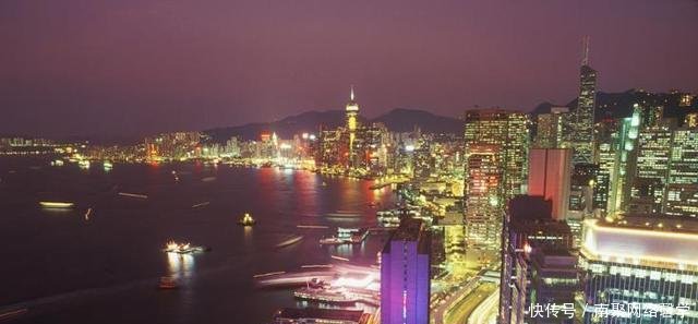 中国五大城市夜景对比, 四大一线城市也比不上香港