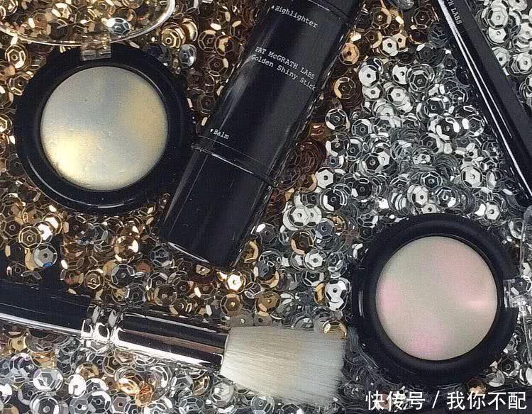  「来宾」她用一件其他新娘不会穿的婚纱，惊艳了在场所有的来宾