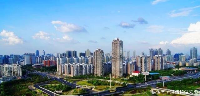 中部最低调的省会城市，被称为“英雄城”，城市发展很快