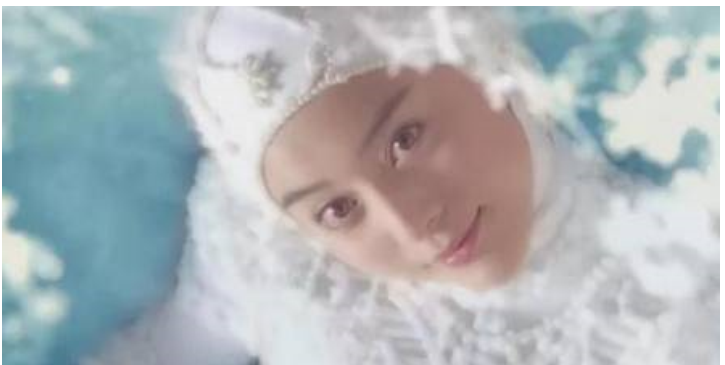 杨幂杨颖对付刘亦菲