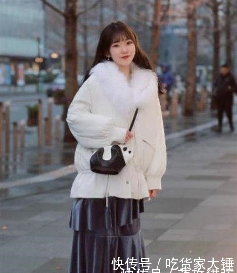  柔美：迷人靓丽的美女街拍：柔美娇俏的美女，青春动感魅力十足
