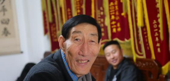 【生子】当年第一“巨人”鲍喜顺,不听医生劝阻执意生子,如今怎么样了