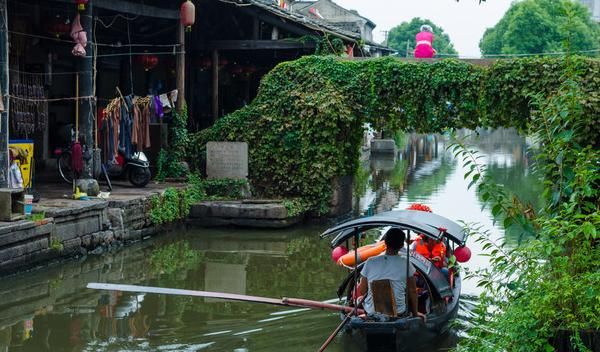 绍兴4大古镇之一，浓浓的水乡风情，古老淳朴！