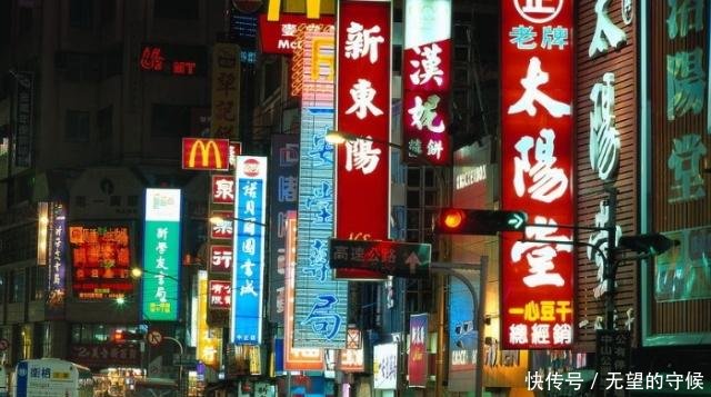 德国人第一次来中国旅游,转了转之后特别生气,直呼被骗了好久