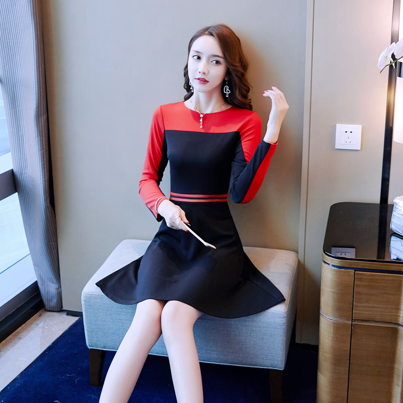 胸很大的人，不走性感路线吗?下面女人这样穿，满足你的好奇心