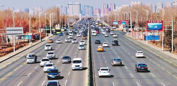  『广场』城市生活破疫复苏