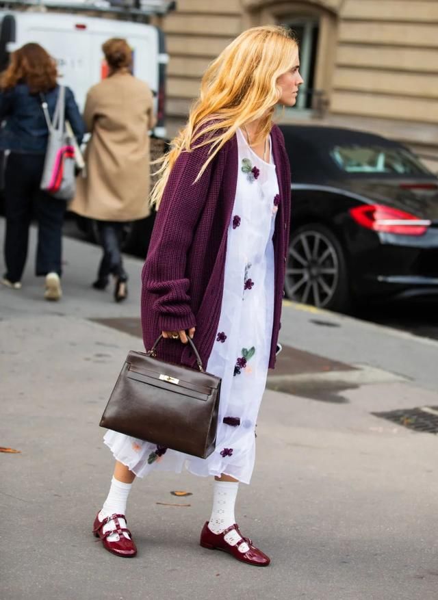  #出场#种草鹅｜又到了穿玛丽珍的季节，有请艾玛罗和钟小姐出场