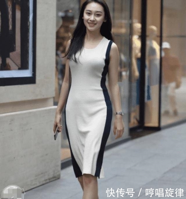  条连衣裙：街拍：一条简单的连衣裙，都能穿出属于自己的独特气质！