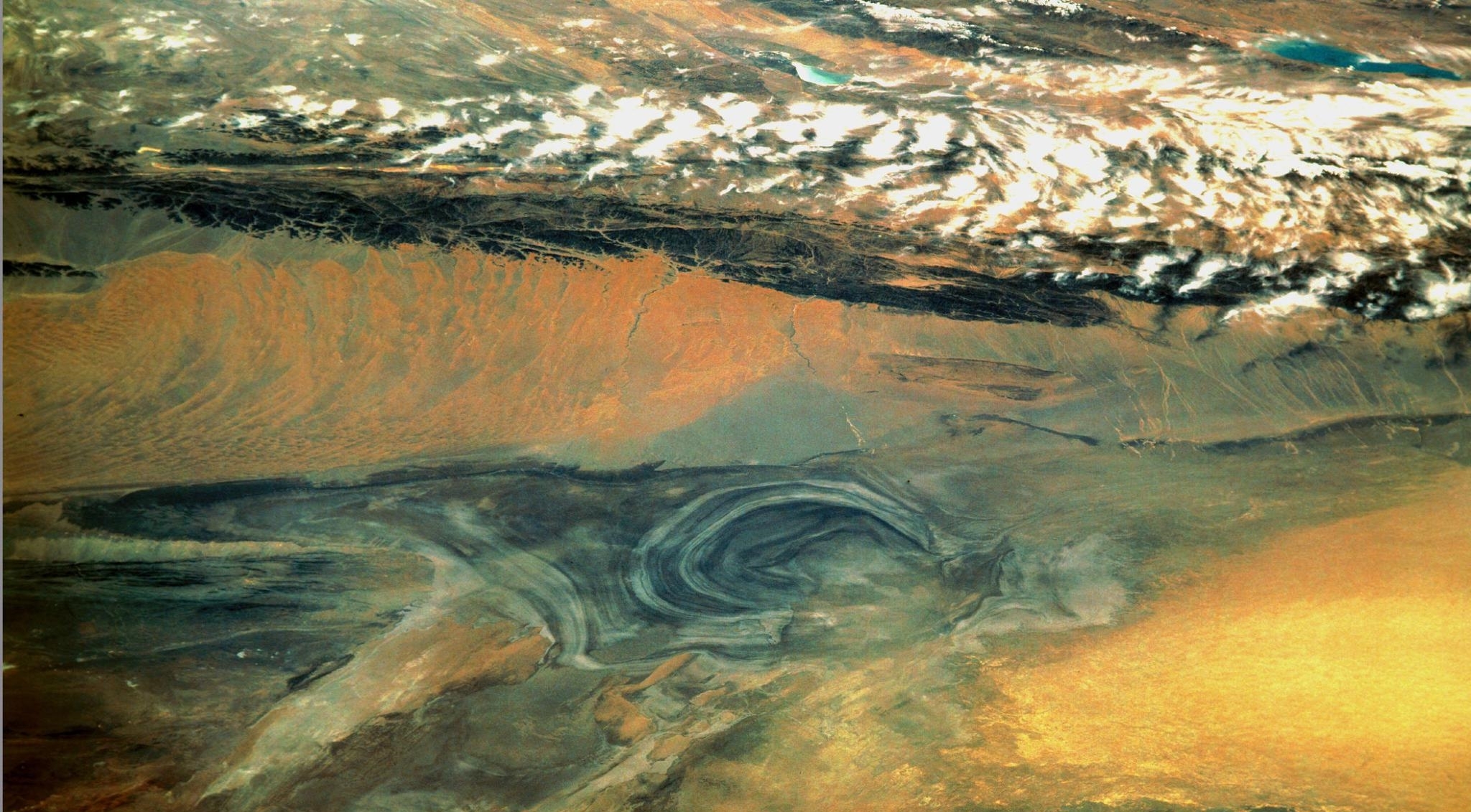 死亡之海罗布泊重新“复活”，湖泊面积一万平方公里，水从哪来？