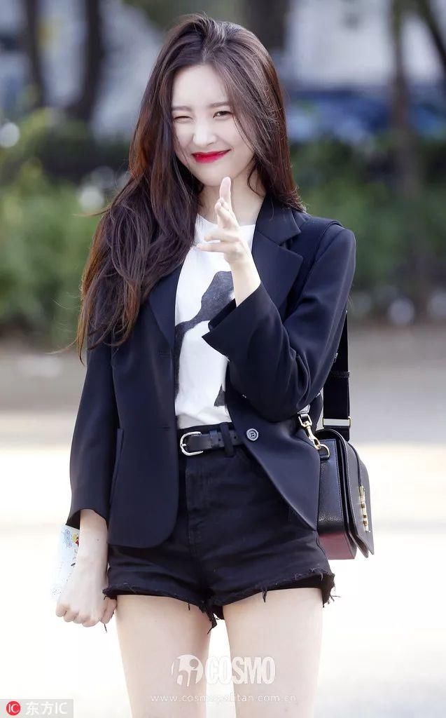 时髦办｜不穿卫衣+短裤？对得起立秋两个字吗