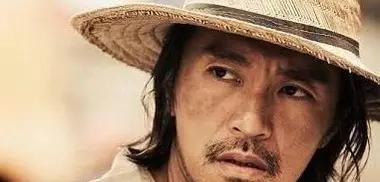  「跑过龙套」当初那些不起眼的龙套演员，如今红到发紫，网友：不说差点认不出！