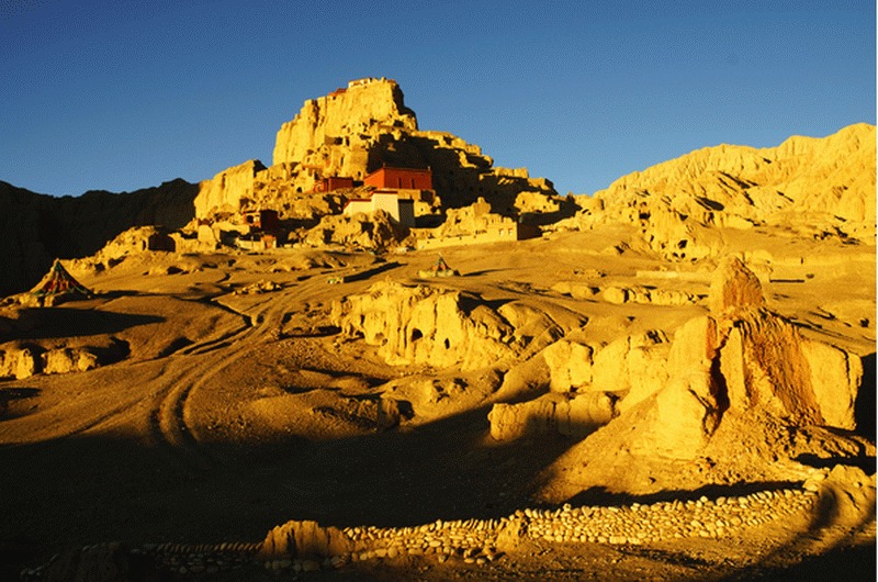 现实中的精绝古城 十万人突然消失