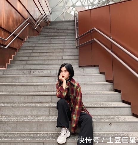 女人@精致的女人才不会穿这几种“鞋子”,尤其最后一款,既难看又廉价