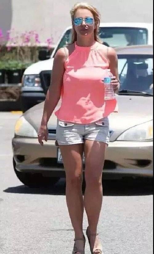 女人心内衣攻略:如何解决你的职场穿搭黑洞?