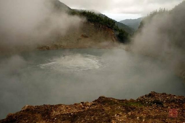 22奇幻之旅 最奇特最大的世界天然“火锅”,这样的火锅见过吗?