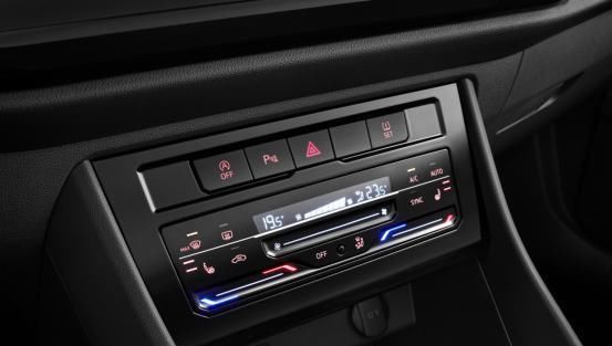  「发动机」10.68万的大众中级SUV，捷达VS7确实香，但也有两个缺点！