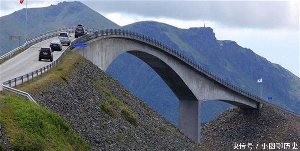 世界最会忽悠人的大桥,开到一半以为桥梁断裂,根本不敢多看一眼