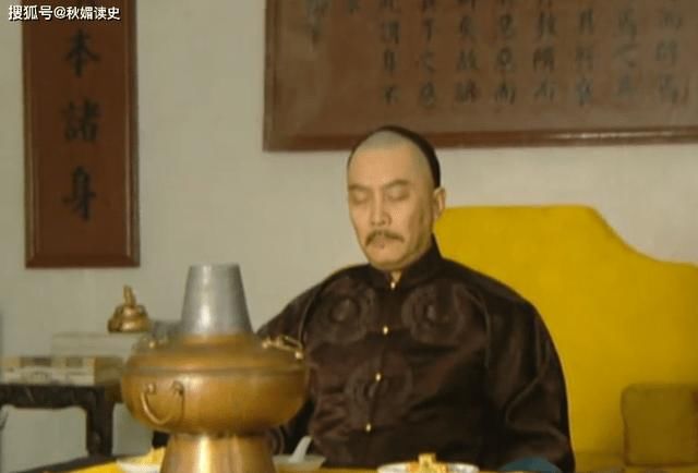 【隐居】雍正王朝:年羹尧贬官到守城门,为什么他不离职隐居?