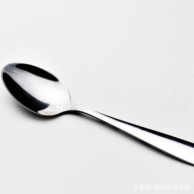 眼袋变大让你看起来老10岁!5个不花钱快速去眼袋方法,快学起来~