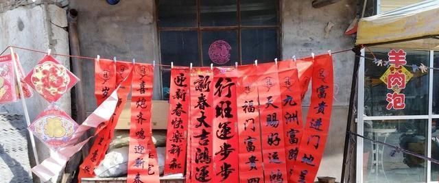  「腊月」农村老人常说：“腊月忌尾，正月忌头”，说的事什么意