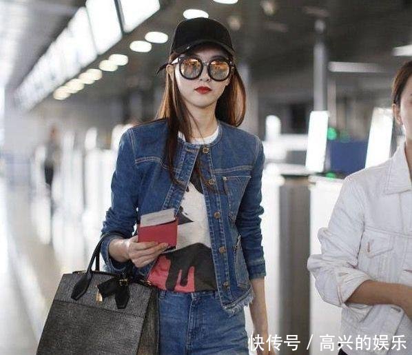唐嫣和杨颖同穿牛仔套装，一个魅力爆棚，一个颇有女强人的风范！