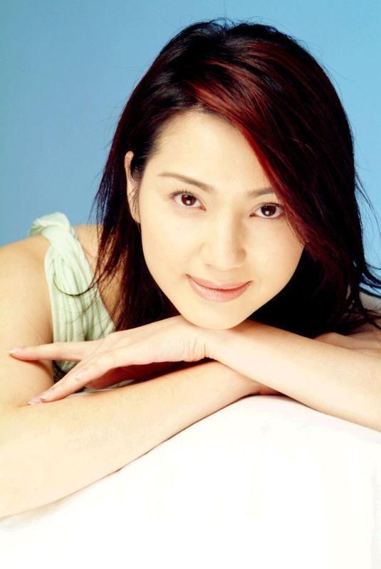 从洪欣到杨紫，什么时候辟谣能不叫女人出面？她们有这个义务吗