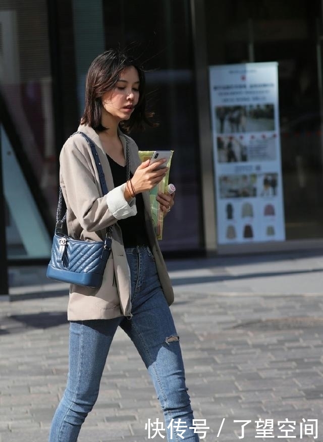 【遮不住】清一色的牛仔裤,遮不住的好身材!