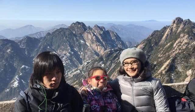 【渴望】因《渴望》红极一时，与前夫离婚后，今二婚生下儿女生活幸福