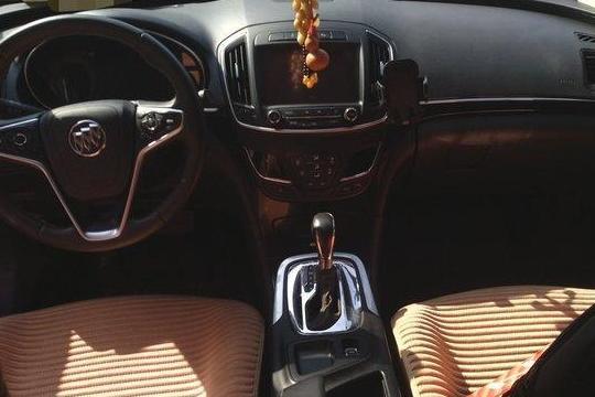 别克君威15款技术型,12万8价格还是挺诱人的,但就是贬值太厉害