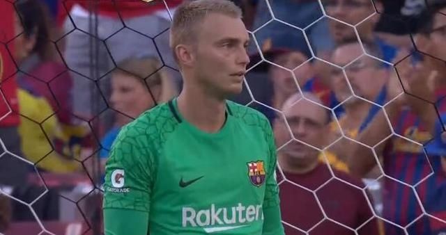 今日转会传闻小疯狂!拜仁购西莱森,皇马引萨拉