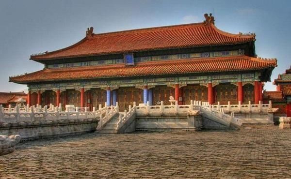 中国最没落的故宫，比北京故宫大30万平方米，如今却破旧不堪