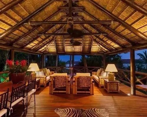 露台装成这样，一看就是个土豪，这样的露台谁不想要一个呢？