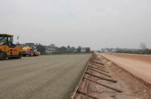  「高速」为何国家禁止使用混凝土修建高速公路？原因就是这么简