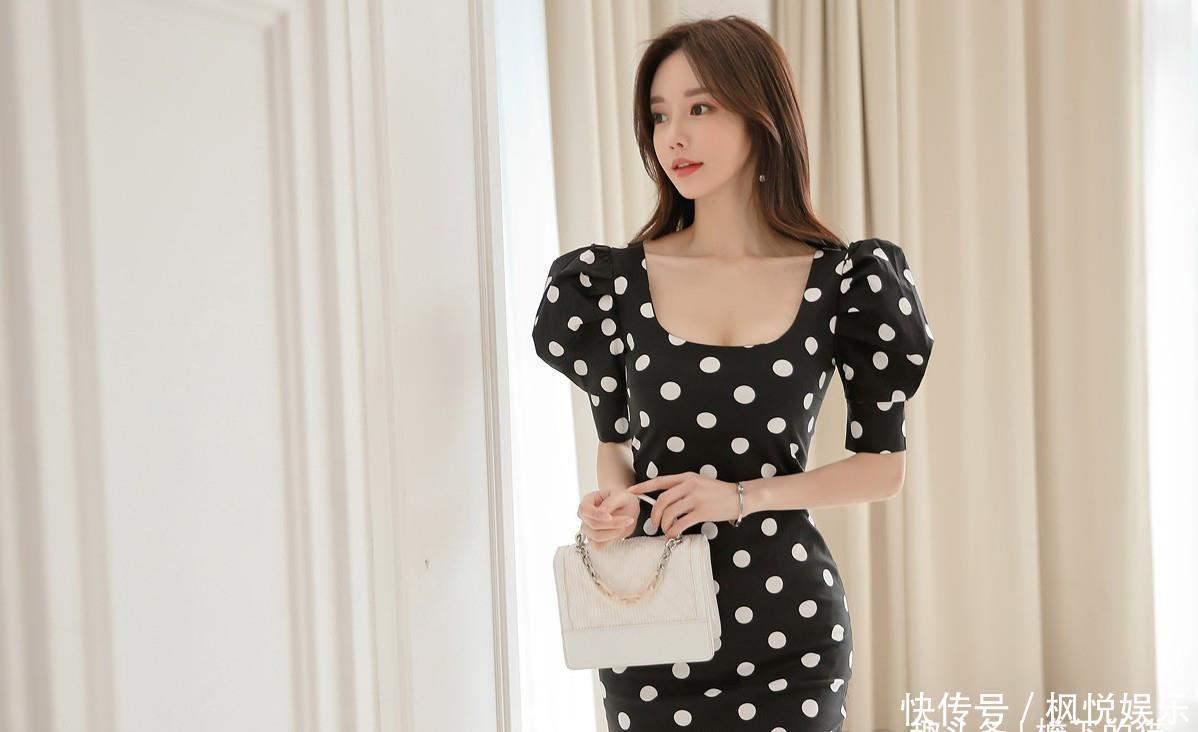 『米奇』孙允珠-可爱米奇梦幻波点连身裙鉴赏