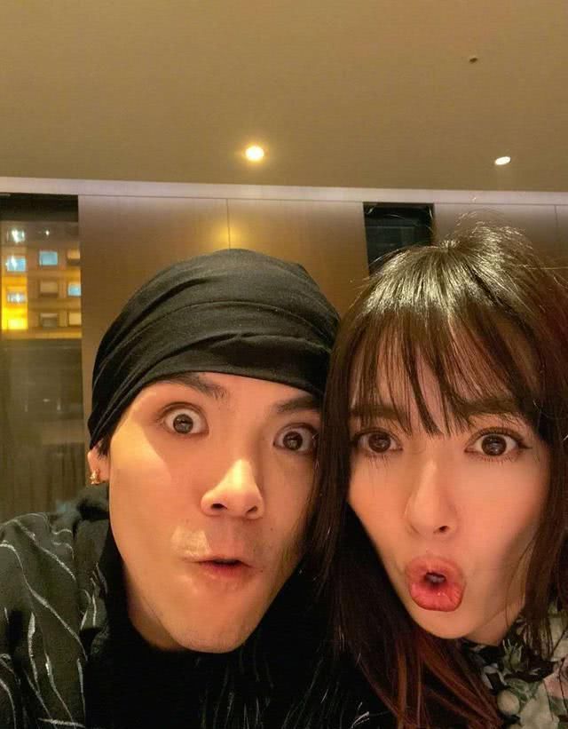  『雅兴』同禽不同命，郭碧婷家的小鸡住豪宅昵称小恶魔，时髦小向太好雅兴