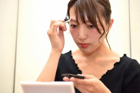  「位置」日本「理想眉毛妝容」步骤教学！4大基础眉型，零失手画眉秘诀！